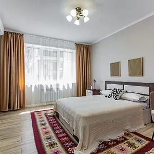Stylish With Stunning Mountain Views Алматы