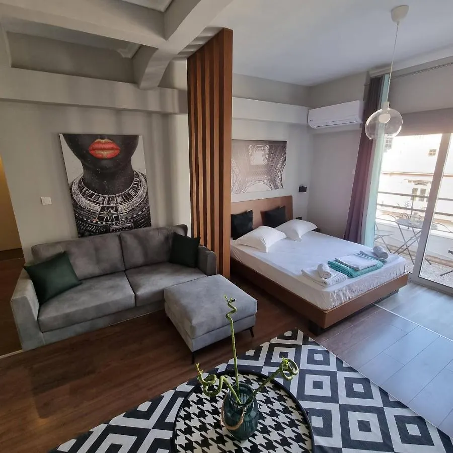 Red Rooms Tsimiski 60 سالونيك 0*,  اليونان
